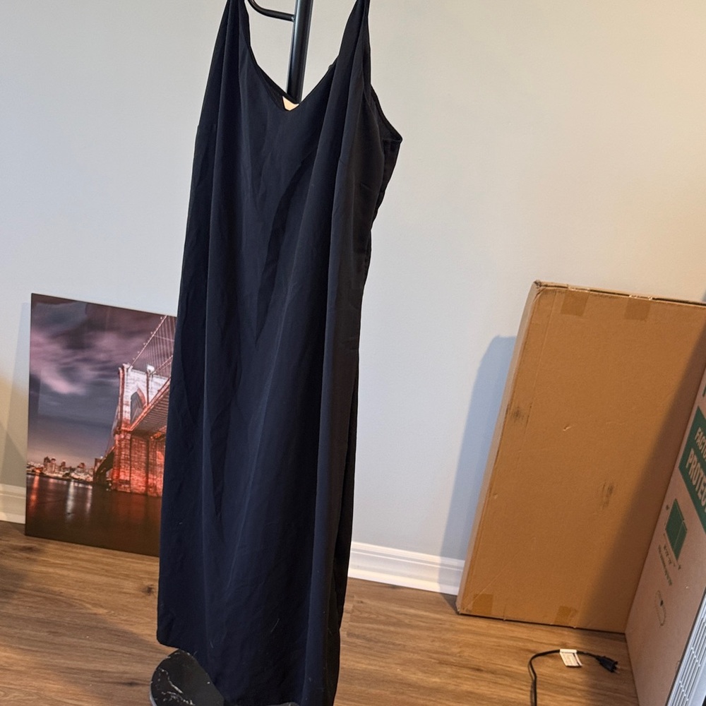 H&M Elegant Black Maxi Dress